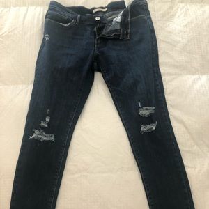 Levi Strauss & co blue jeans size 32